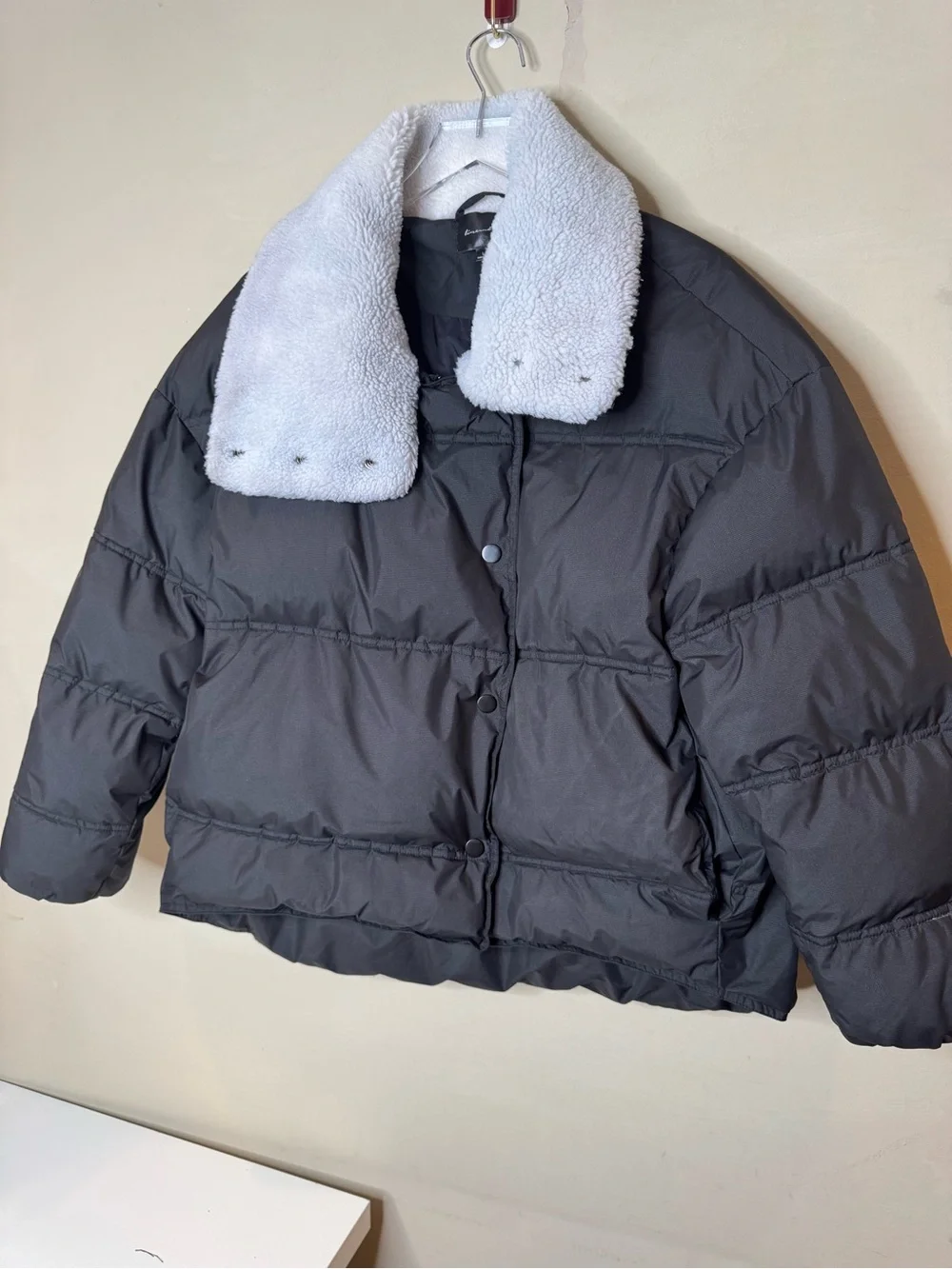 Line & Dot Oversized Puffer Jacket Large Black Sherpa Collar Cropped Coat